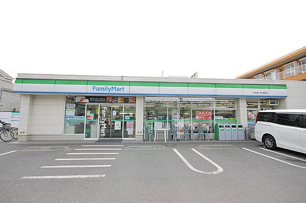 ファミリーマート羽村富士見平店まで（800m）