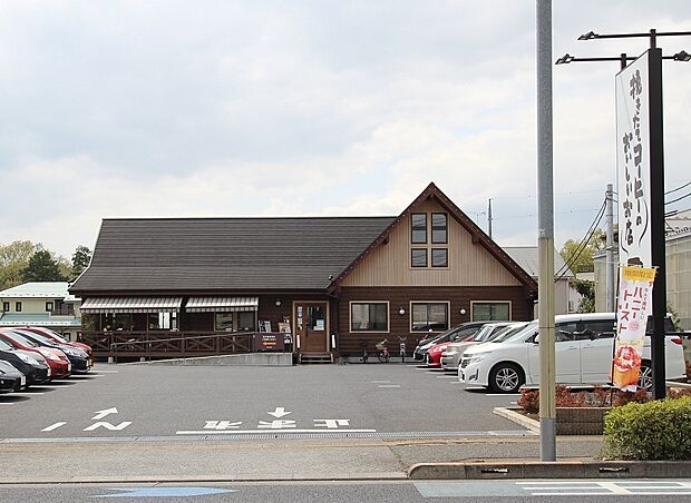 ジロー珈琲羽村店 徒歩9分・自家焙煎珈琲の喫茶店。テラス席はペット同伴利用できます。