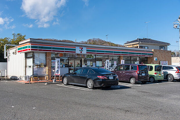 セブンイレブンあきる野瀬戸岡店まで(199m)