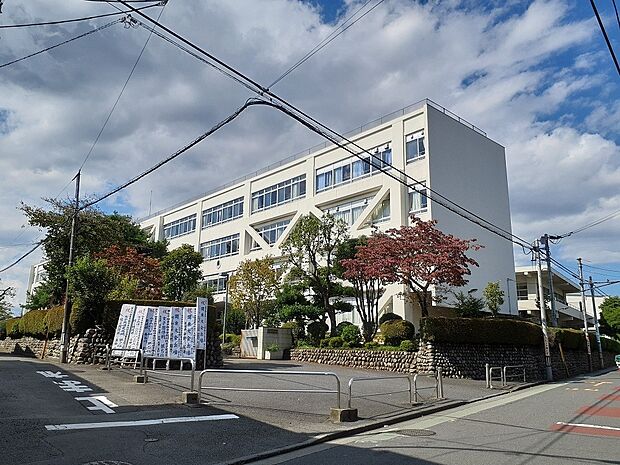 拝島中学校まで(640m)