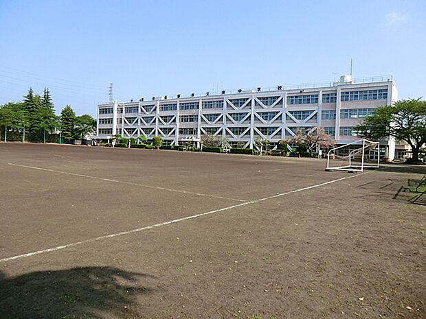 東中学校まで(1800m)