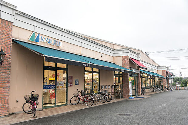 マルフジ福生店まで（160m）