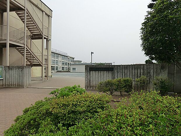 瑞穂町立第四小学校まで(1200m)