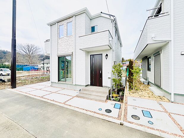 分譲地ならではのコミュニティ形成で防犯性も高まり、暮らしやすい環境です。