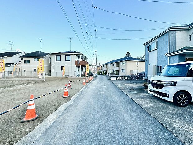 多摩川のほとり、緑に囲まれ自然を身近に感じることのできる住環境。