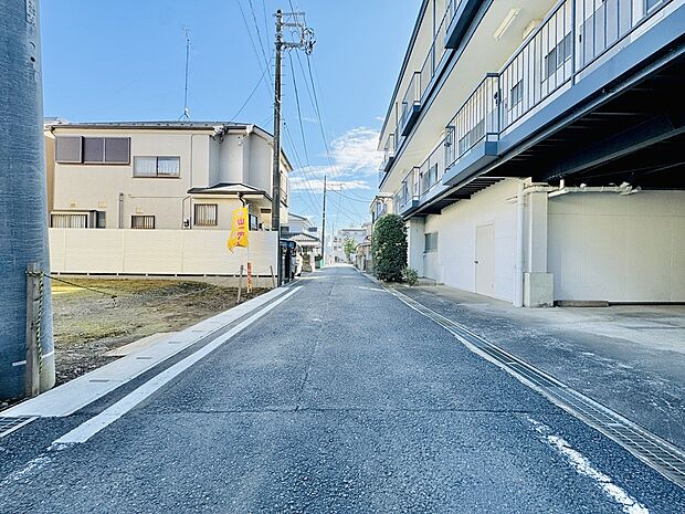 大型分譲地ならではのコミュニティ形成で防犯性も高まり、暮らしやすい環境です。