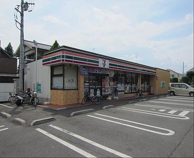 セブンイブン羽村羽加美1丁目店 徒歩7分・24時間営業で食品もすぐ手に入り、ATMや宅配便も利用可能