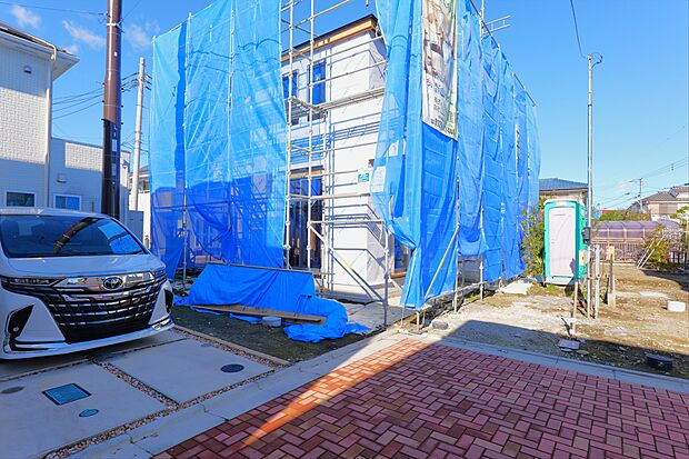 一戸建てが多く、静かで落ち着いた雰囲気を満喫できるエリアです。