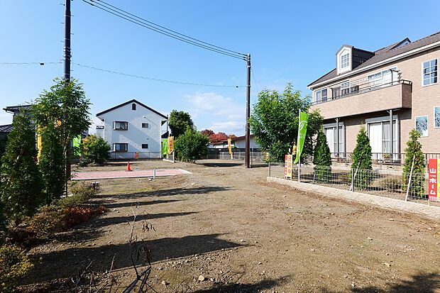 緑豊かで閑静な住宅街に、33坪超の敷地をご用意。