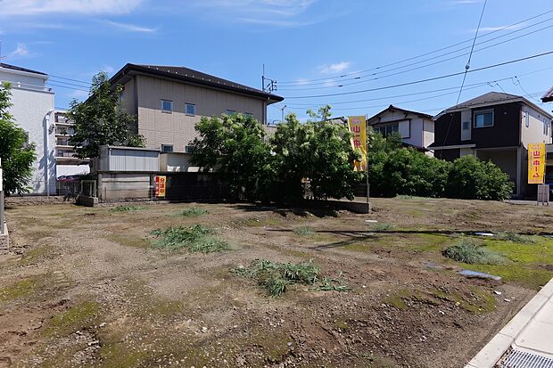 全17区画の統一した美しい街並みです。