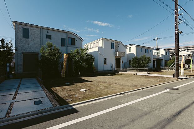緑豊かで閑静な住宅街に、33坪超の敷地をご用意。