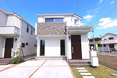 外観:静かな住宅街で、落ち着いた暮らしをゆったりとお過ごしください。 外観:静かな住宅街で、落ち着いた暮らしをゆったりとお過ごしください。