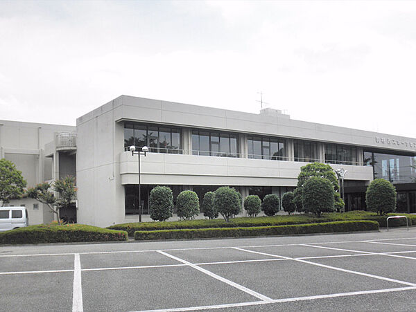 S&amp;Dスポーツパーク富士見（富士見公園） 徒歩17分　陸上やテニスなどの施設が充実した自然豊かなスポ