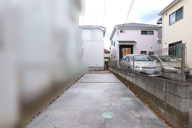 静かな住宅街で、落ち着いた暮らしをゆったりとお過ごしください。