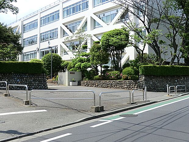 拝島中学校まで(400m)