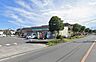 周辺：ファミリーマート瑞穂長岡四丁目店まで（560m）