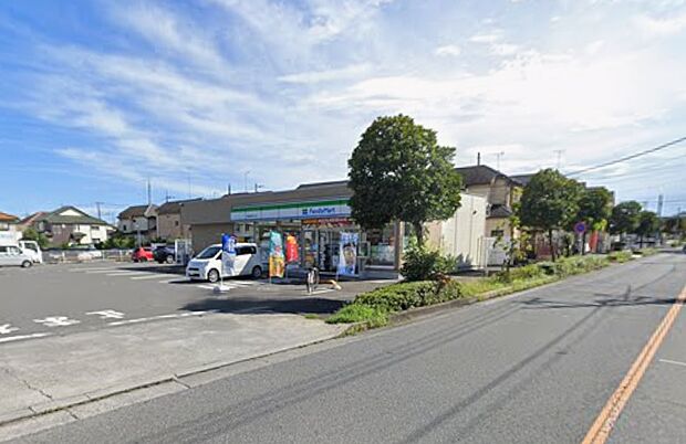 ファミリーマート瑞穂長岡四丁目店まで（560m）