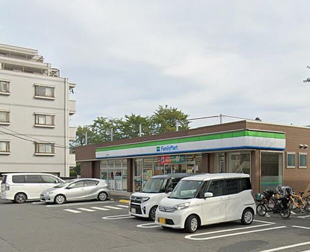 ファミリーマート昭島緑町店まで(400m)