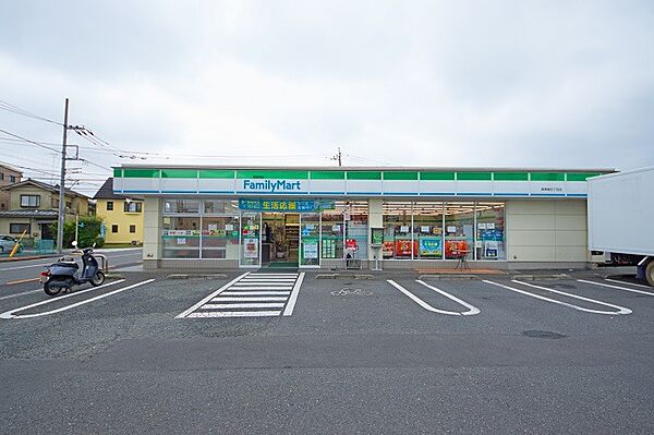 ファミリーマート青梅河辺町六丁目まで（160m）