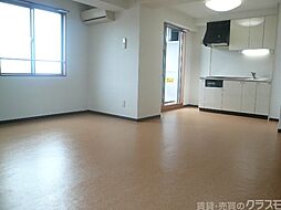 ダスハウゼヨシダ 201 2階ワンルームのリビング/ダイニング