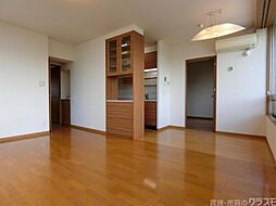 シンフォニー嵯峨嵐山 201 2階3LDKのリビング/ダイニング