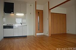 Ken&Lala 302 3階1LDKのリビング/ダイニング