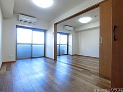 QUINT五条烏丸(クイント) 702 7階2LDKのリビング/ダイニング