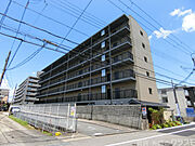 桂川駅より徒歩3分 1階 築2年9ヶ月の賃貸物件