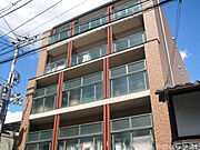 四条駅より徒歩9分 3階 築20年9ヶ月の賃貸物件