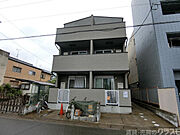 西京極駅より徒歩9分 築8年1ヶ月 3階建の賃貸物件