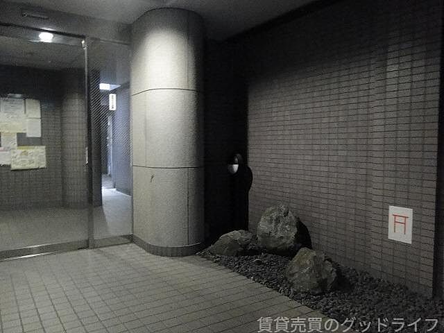 6 / 27