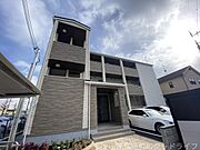 桂川駅より徒歩32分 2階 築3年9ヶ月の賃貸物件
