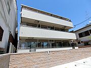 Calluna 3階 築8年8ヶ月の賃貸物件