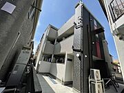 梅屋敷駅より徒歩9分 築5年11ヶ月 3階建の賃貸物件