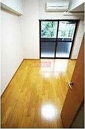 ヴィータローザ大森海岸 704 7階1Kのリビング/ダイニング