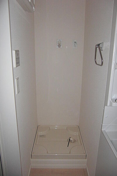 apartment 栃木県下都賀郡壬生町駅東町
駅東町の賃貸情報を見る
物件地図