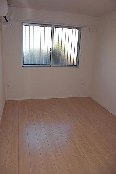 apartment 栃木県下都賀郡壬生町駅東町
駅東町の賃貸情報を見る
物件地図