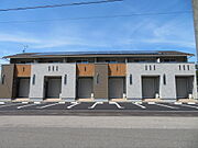 藤岡駅より徒歩11分 築4年6ヶ月の賃貸物件