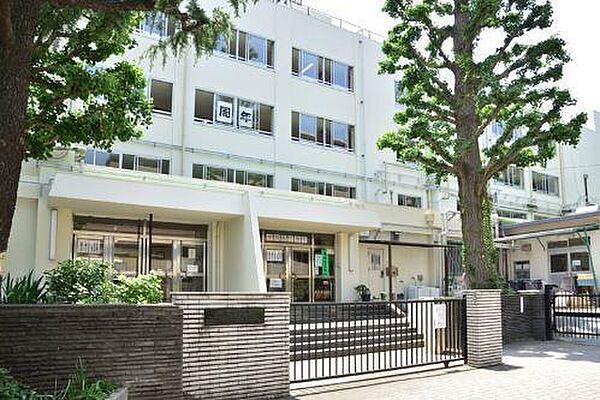 [中学校]　練馬区立石神井中学校まで1,246m