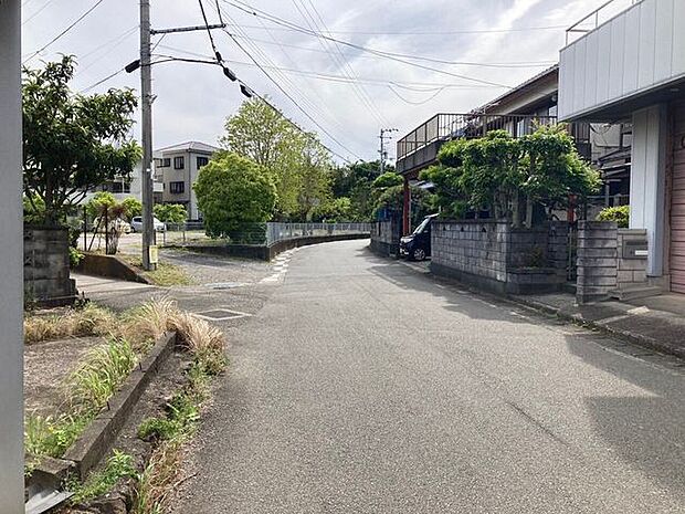 前面道路含む現地写真