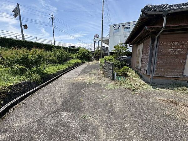 前面道路含む現地写真
