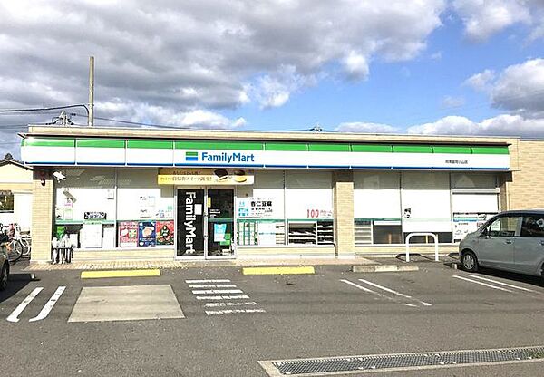 ファミリーマート阿南富岡小山店 490m