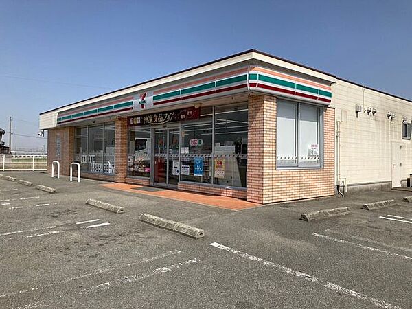セブンイレブン小松島坂野町店 670m