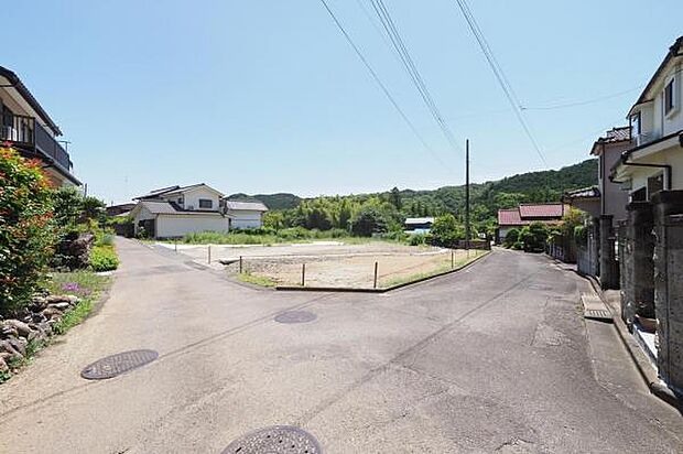 周辺区画・道路