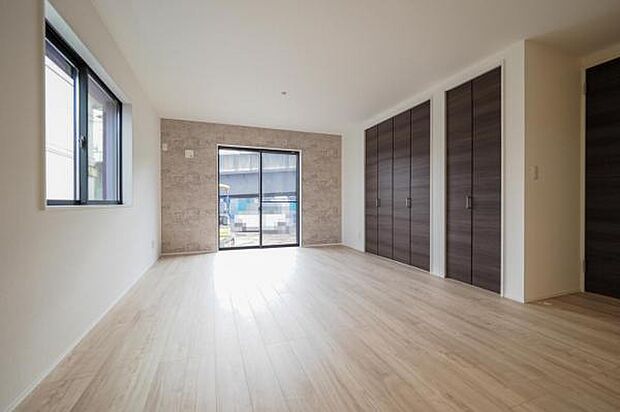 ■LDK/ご家族団らんの空間が広がるLDKは約18.8帖の広々空間