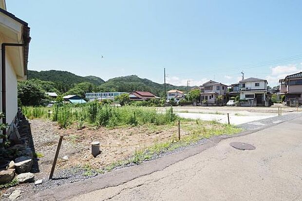 周辺区画・道路