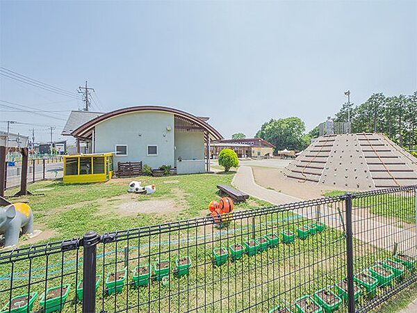 飯能幼稚園 193m