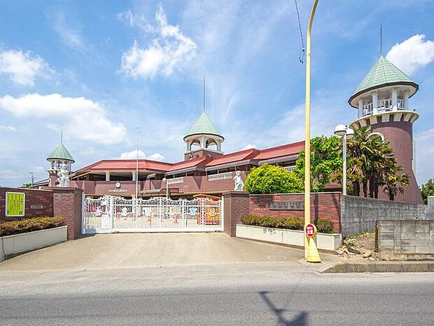 元加治幼稚園 徒歩12分。 960m