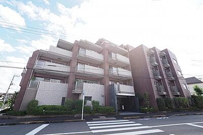 外観:アンビシャス河辺 外観:アンビシャス河辺