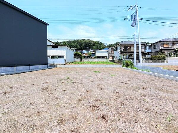 現地外観／敷地面積86坪超！ゆとりある広さの売地になります！